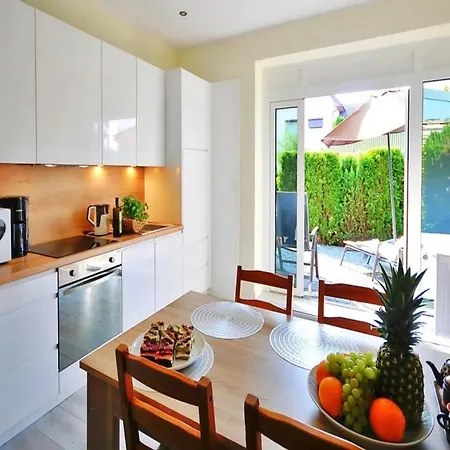 Apartment In Ustronie Morskie By The Beach, Cleaning Included *